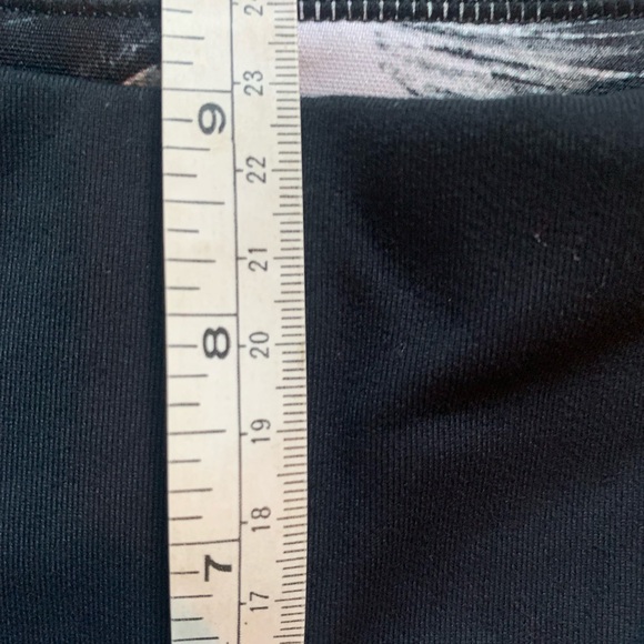 Calia by Carrie Underwood legging. Size M. - Picture 9 of 10